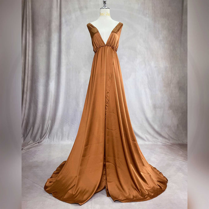 Nicola Gown