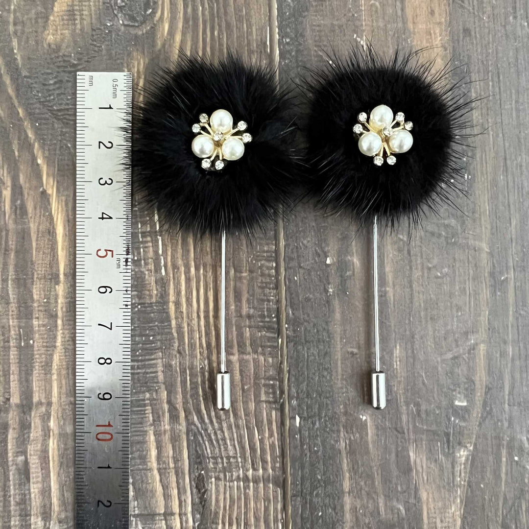 Four-Style Brooch Set