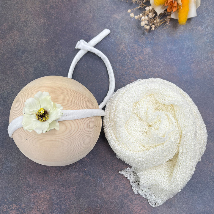 A Set Stretchy Wrap and Headwear